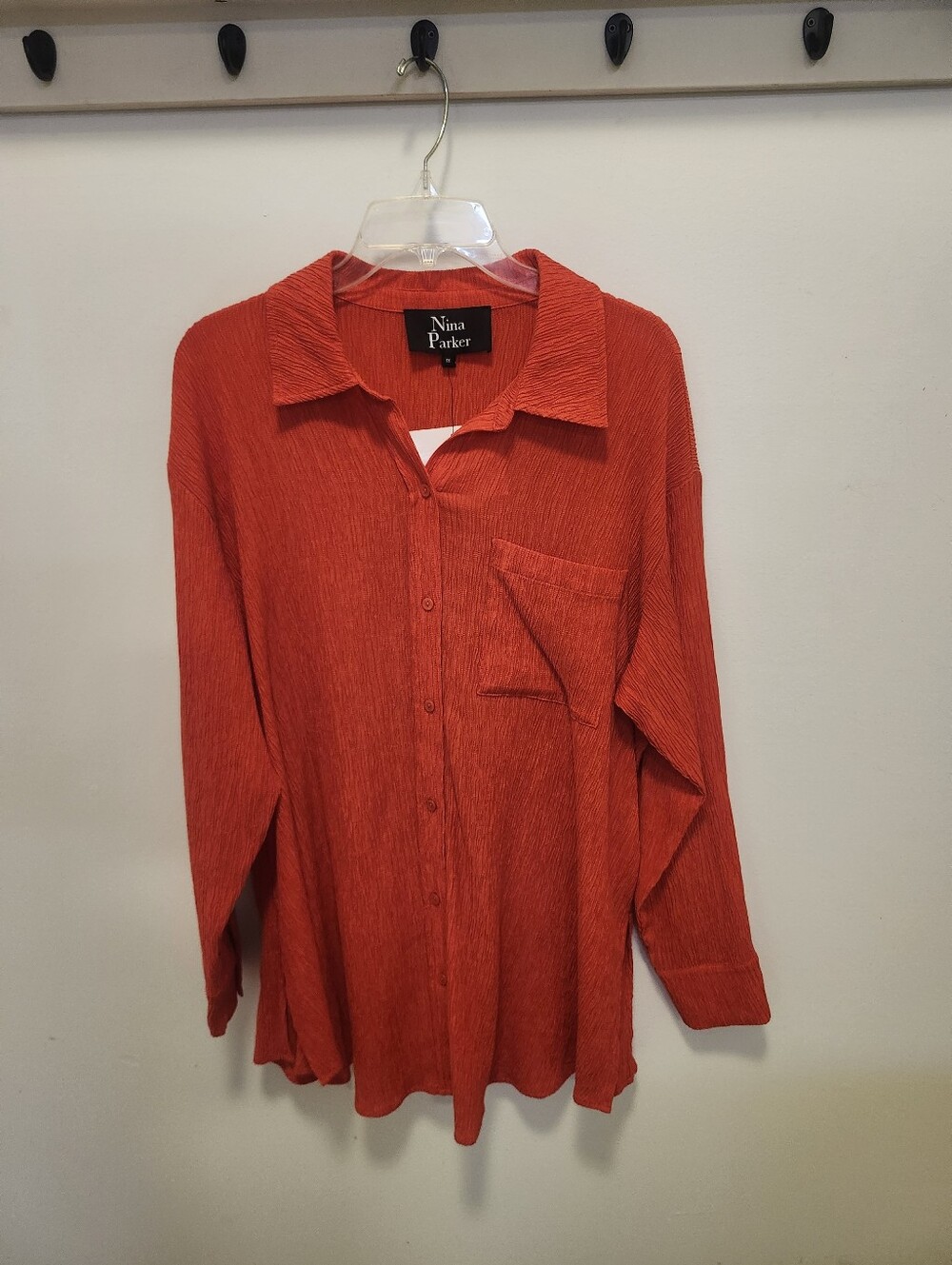 Nina Parker Textured Button-Down Shirt in Bright Red Women's Size 1x - Picture 1 of 5